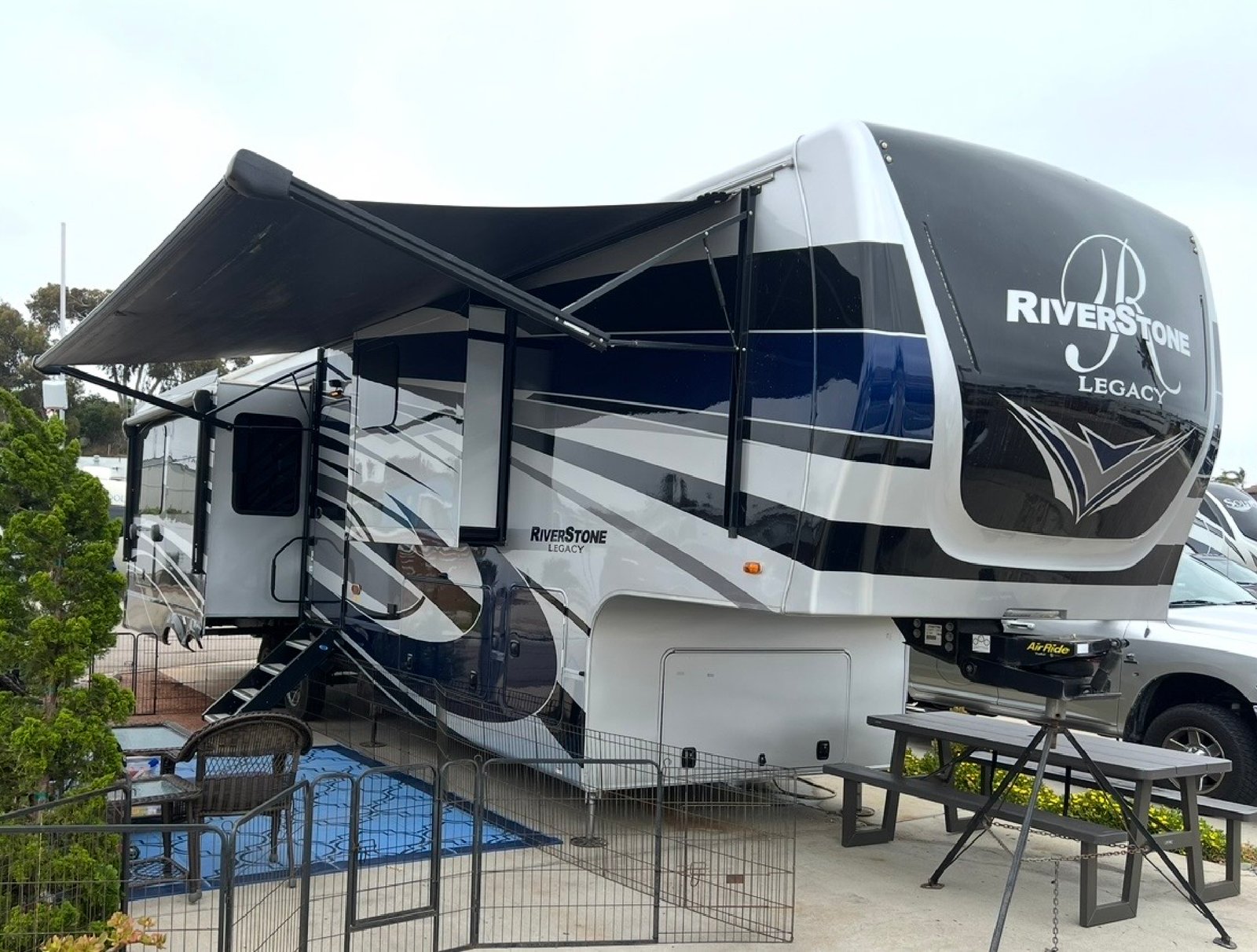 Detailed RiverStone Legacy fifth-wheel RV